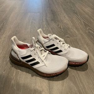 Women’s Adidas Ultraboost ‘19 (Size 8)